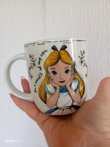 Disney alice wonderland - wonderland, "in
