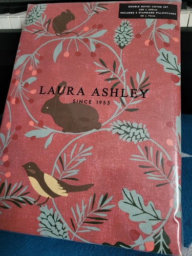 Laura ashley red autumnal - laura,