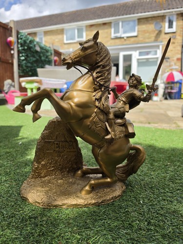 Zelda twilight princess statue - zelda,