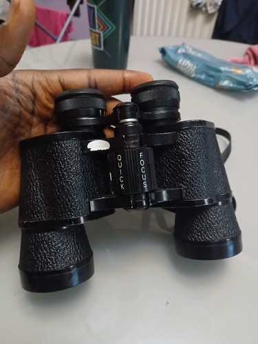 Binoculars telescopes - cs,
