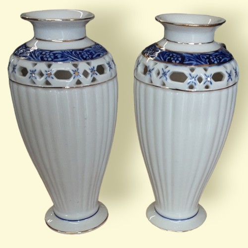 Stunning pair vintage hand - pair,