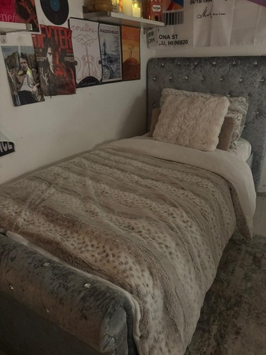 Trundle bed with two - with, single