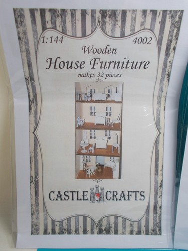 Dolls house miniature - dolls,