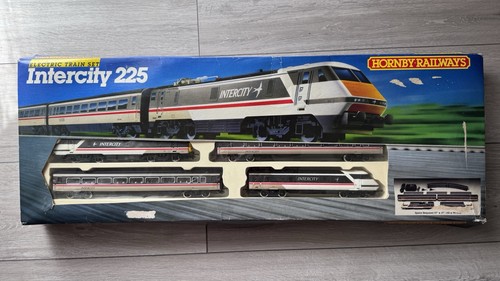 Hornby railways intercity 225 - hornby,