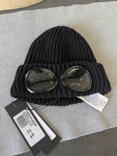 Company black beanie bnwt - black,