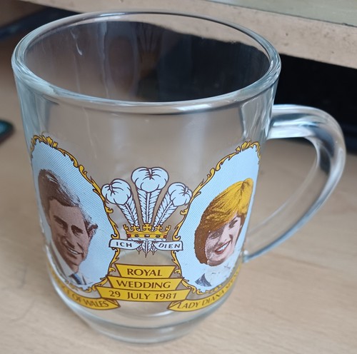 Commemorative 1981 royal - commemorative,