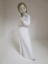 Nao Figurine GIRL WITH DOG/