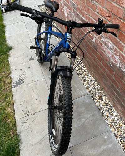 Carrera vulcan mountain bike
