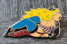 Vintage Ogri sexy Mitzi enamel