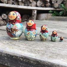 Vintage Christmas Folklore Russian Matryoshka Nesting Dolls Hand Painted Set 5
