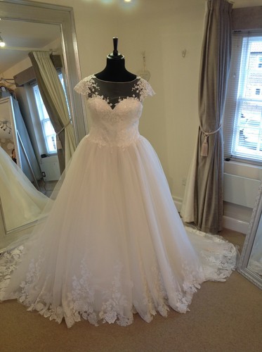 Wedding dress justin - by,