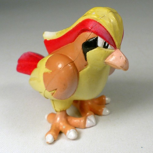 Pokemon vintage figure - figure, pidgeot
