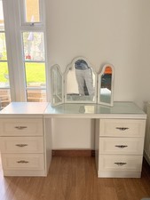 Shabby chic dressing table /