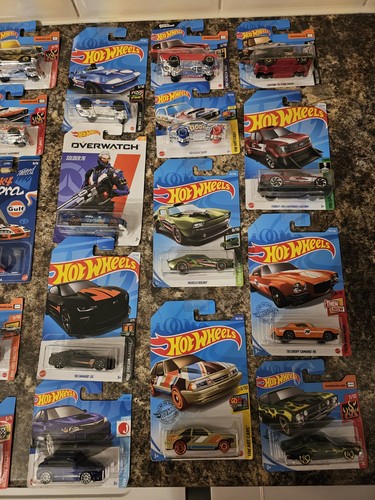 Hot wheels bundle - hot,