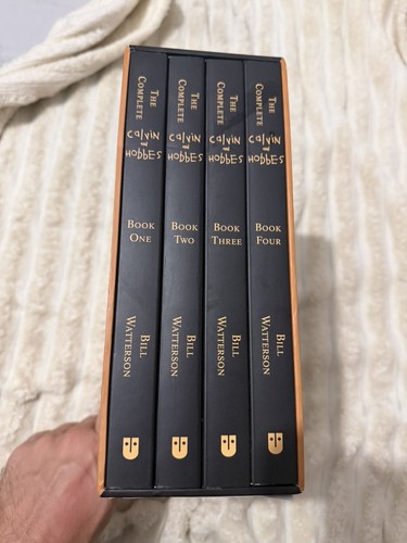 Complete calvin and hobbes - complete,