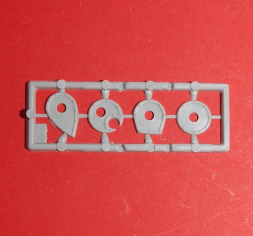 Warhammer classic shield - -,