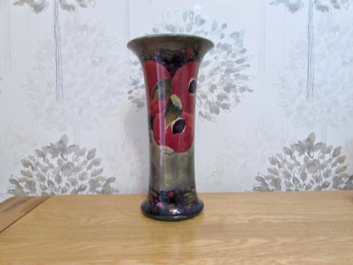 William moorcroft vase ochre - william,
