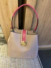 Lovely Bessie Handbag