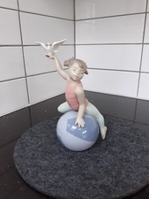 Nao By Lladro Gymnast Figurine