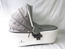 Venicci Carrycot Grey & White