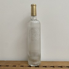 Empty UP / Ultimate Provence