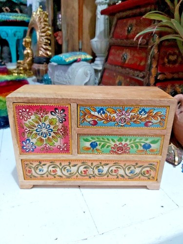Hand painted indian - hand,