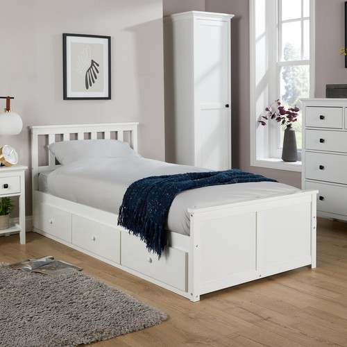 Single 3ft pine wooden bed - 3ft,