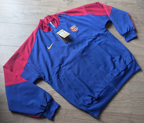 Nike barcelona anthem - barcelona,