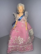 Peggy Nisbet Model The Royal Visit P1013 The Queen Mother 