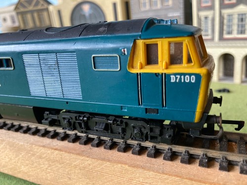 Hornby triang class hymek - hornby,