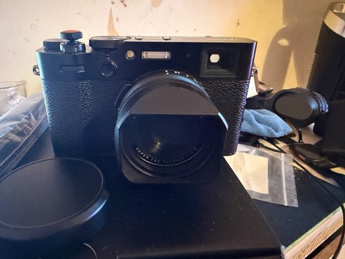 Fuji x100vi black - , with