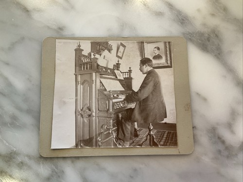 Atq cabinet card photo - card,
