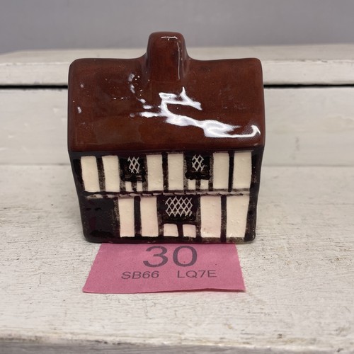 Half timbered cottage - no,