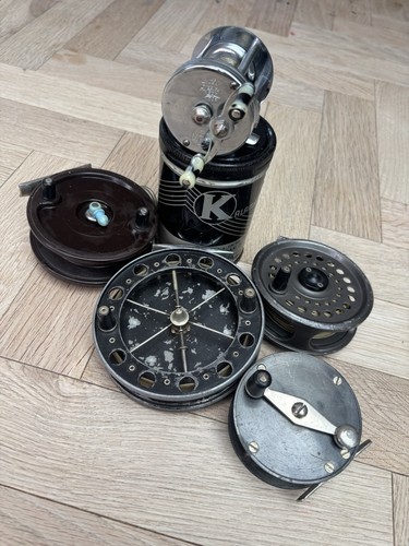 Vintage fishing reel - vintage,