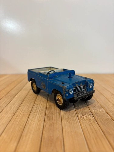 Britains land rover scale - 1:32,