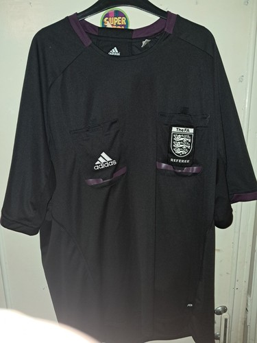 Official england referee - official, fa