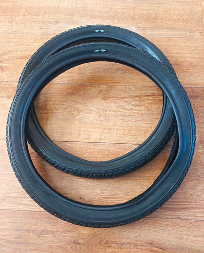 Mid school bmx tyres - gt,