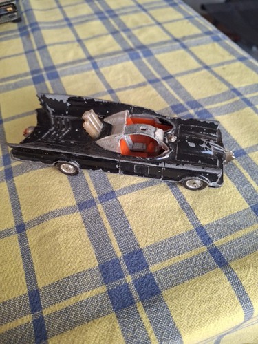 Corgi toys batman batmobile - corgi,