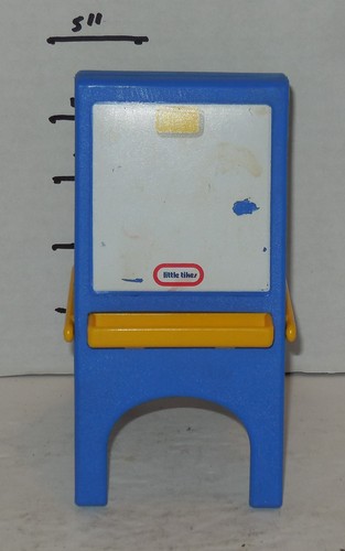 Vintage little tikes dollhouse - vintage,