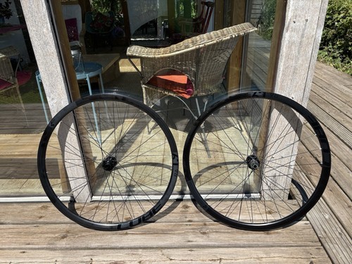 Cube aero wheelset - 1.9,