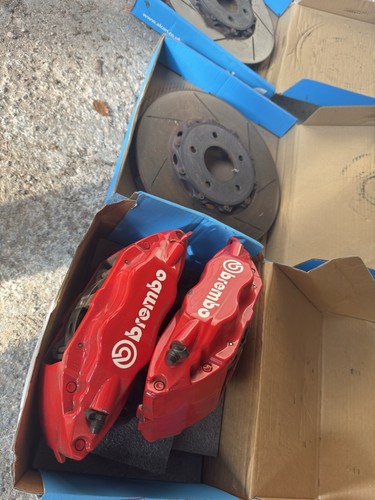 Front brembo calipers - front,