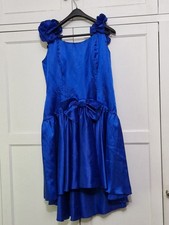 Vintage 80s Style Ruffle Party