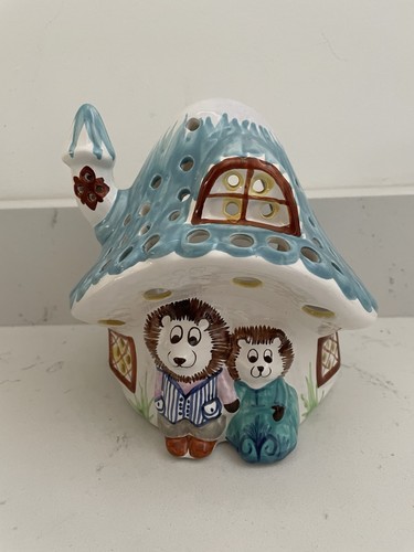 Barbara winrow piggery pottery - winrow,