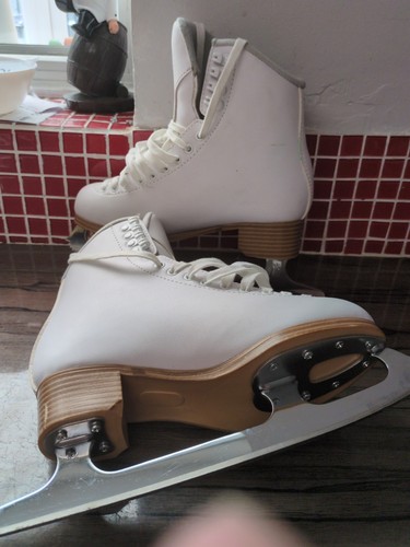 Jackson 500 ice skates - skates, figure