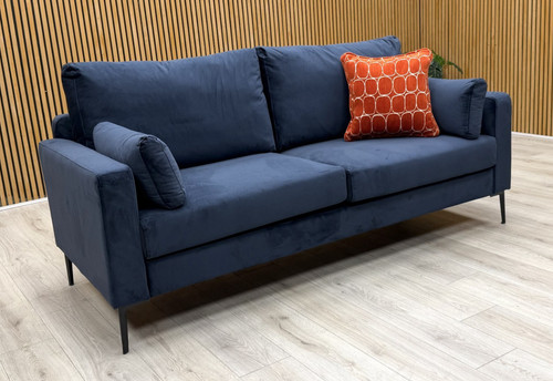 Wren seater formal - ‘wren’,