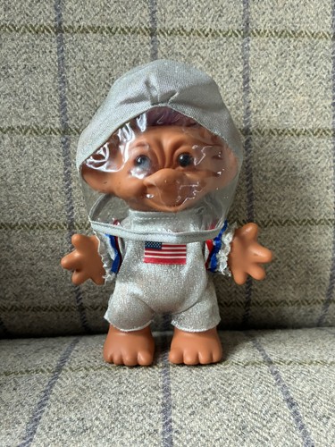 Troll astronaut uneeda 1989 - troll,