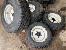 Set of 4 wheels / tyres X Ford