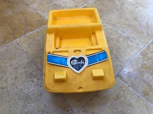 Vintage 1980s sindy car - sindy,