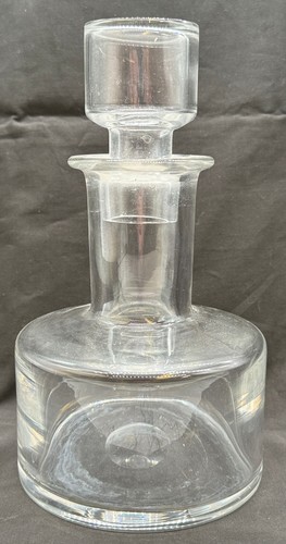 Signed vintage clear glass - signed,