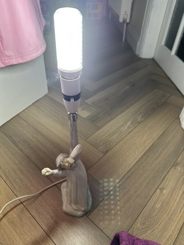 Lladro nao table - lamp, a